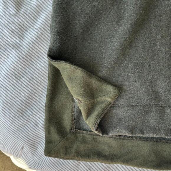 Athleta Sweater Long Sleeve Shirt with Thumb Holes Size Small Heather Green - Picture 4 of 7